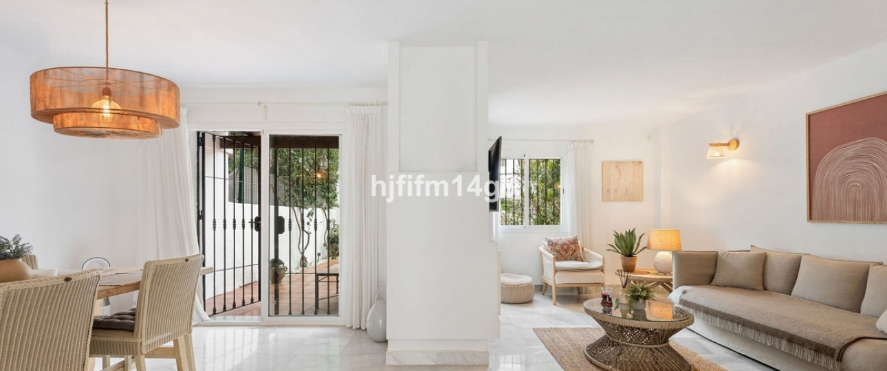 Rynek wtórny - Town house - Marbella - Nueva Andalucía