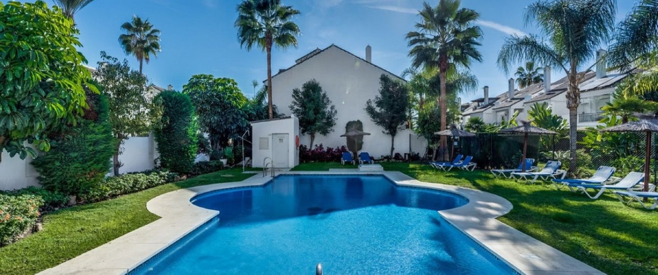 Rynek wtórny - Town house - Marbella - Nueva Andalucía