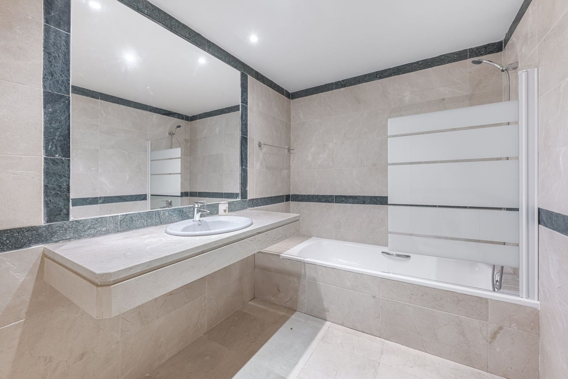Rynek wtórny - Town house - Marbella - Nueva Andalucía