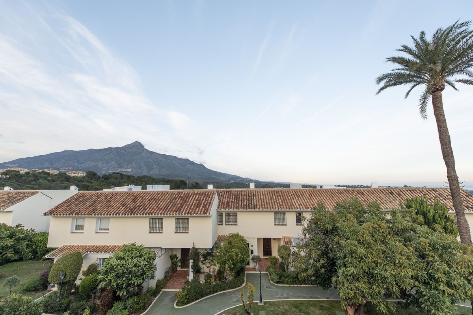 Rynek wtórny - Town house - Marbella - Nueva Andalucía