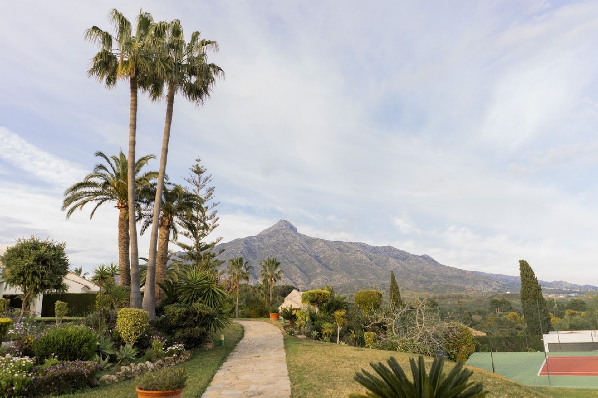Rynek wtórny - Town house - Marbella - Nueva Andalucía