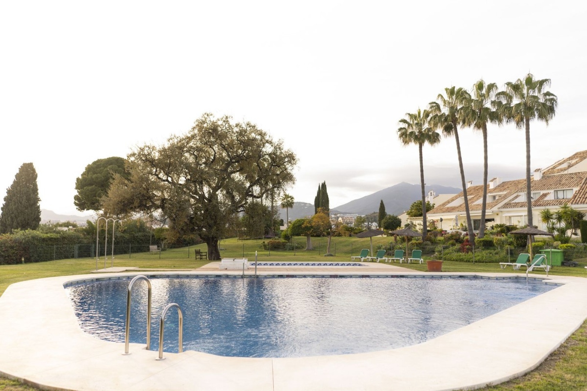 Rynek wtórny - Town house - Marbella - Nueva Andalucía