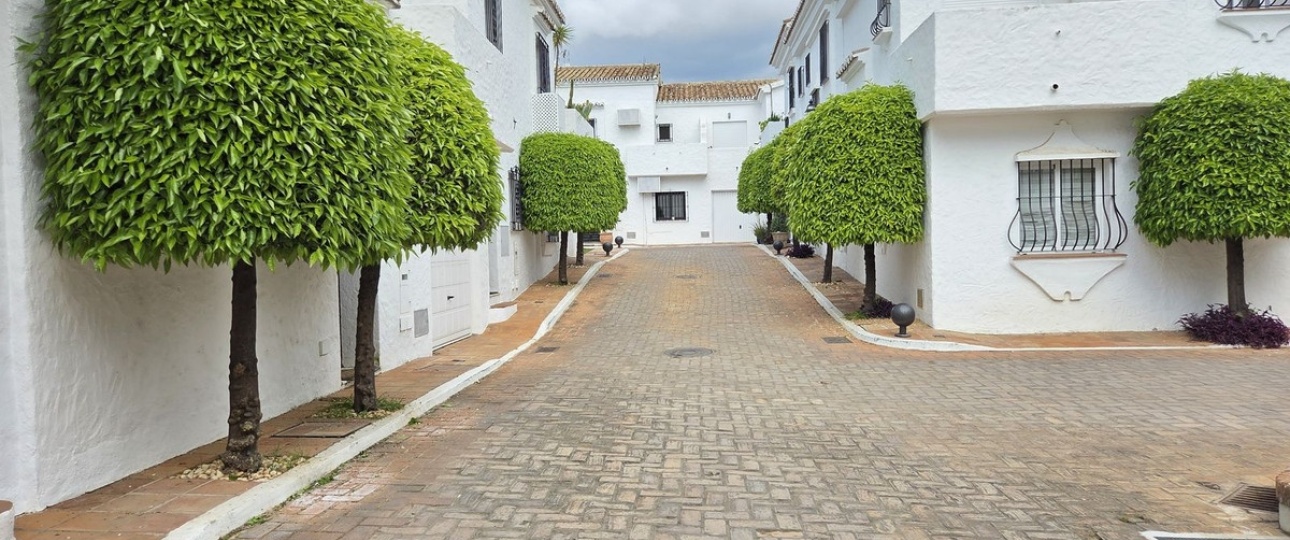 Rynek wtórny - Town house - Marbella - Nueva Andalucía