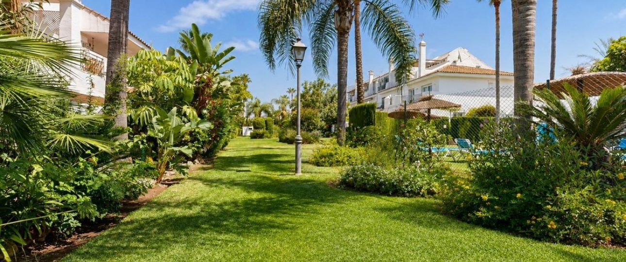 Rynek wtórny - Town house - Marbella - Nueva Andalucía