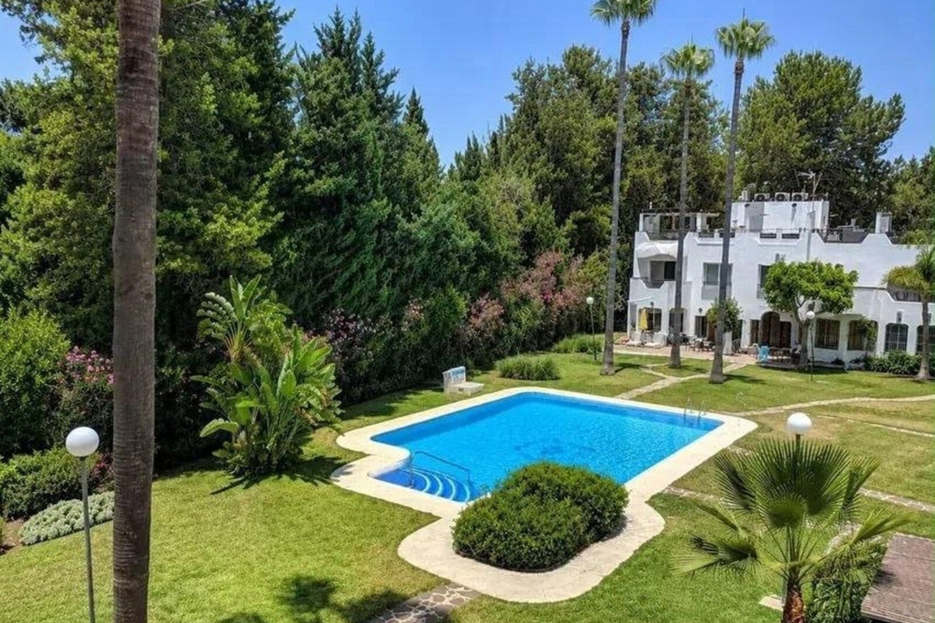 Rynek wtórny - Town house - Marbella - Nueva Andalucía