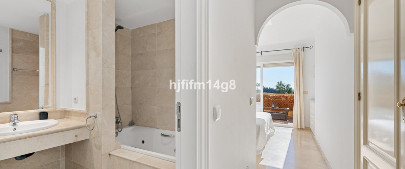 Rynek wtórny - Town house - Marbella - Nueva Andalucía