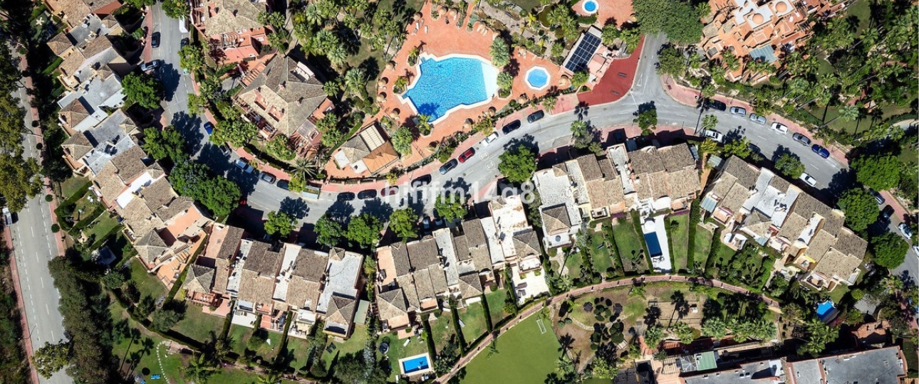 Rynek wtórny - Town house - Marbella - Nueva Andalucía