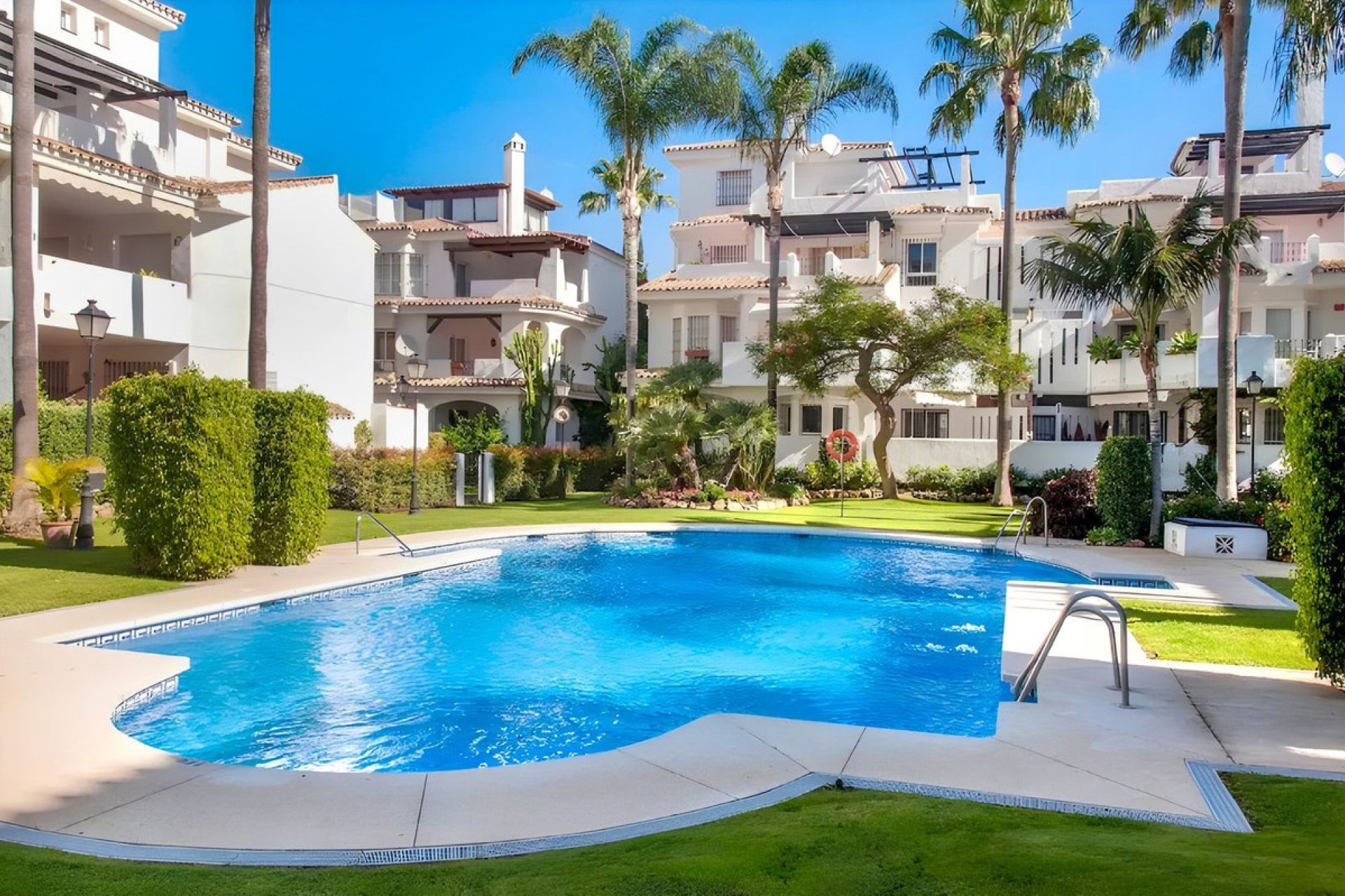 Rynek wtórny - Town house - Marbella - Nueva Andalucía