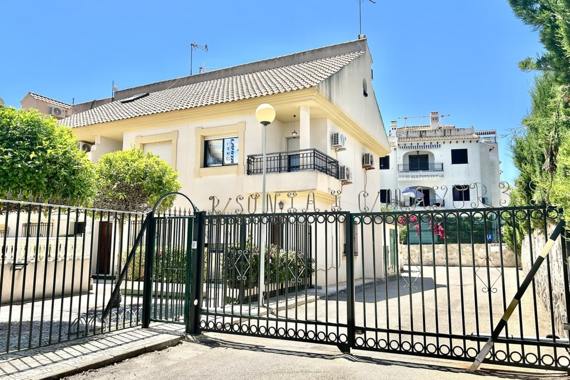 Rynek wtórny - Town house - Orihuela - La Zenia