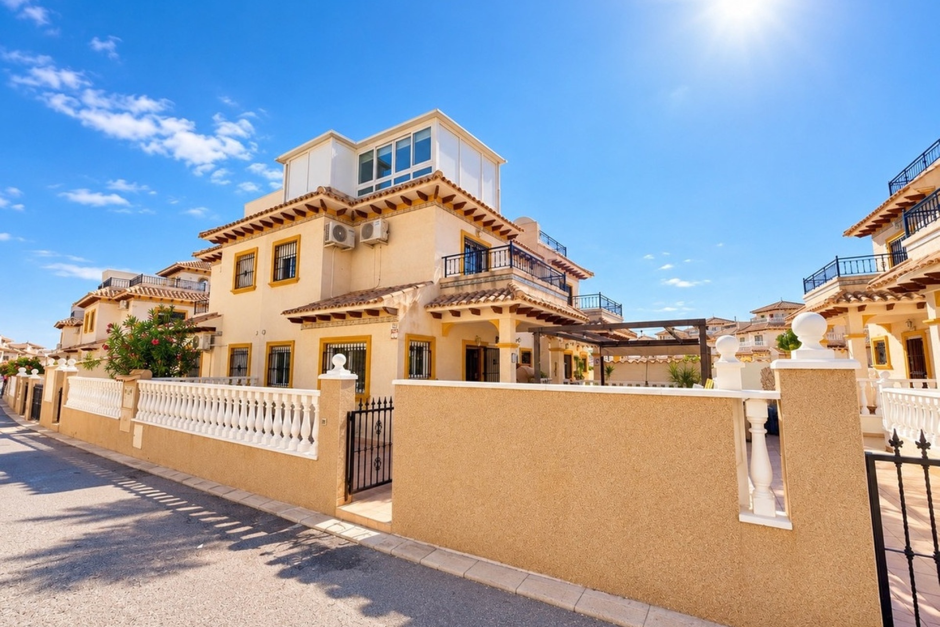Rynek wtórny - Town house - Orihuela - La Zenia