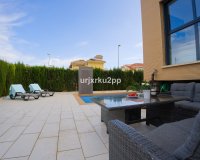 Rynek wtórny - Town house - Orihuela - La Zenia