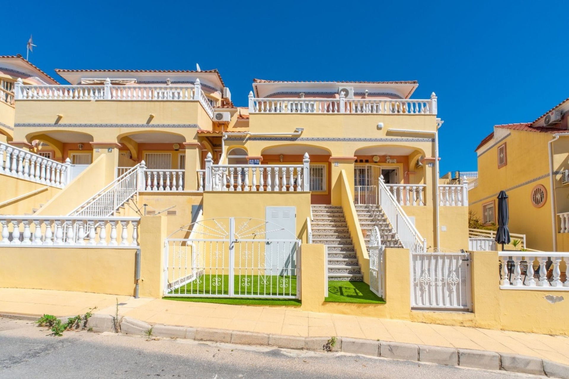 Rynek wtórny - Town house - Orihuela - Villamartin
