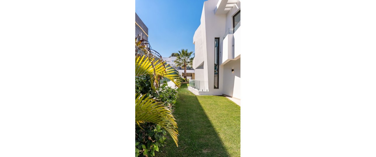 Rynek wtórny - Villa - Estepona - Atalaya