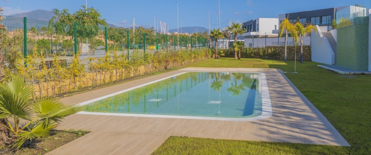Rynek wtórny - Villa - Estepona - Atalaya