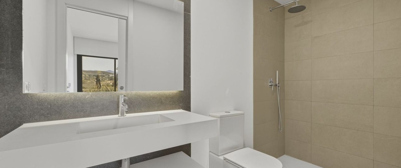 Rynek wtórny - Villa - Estepona - Atalaya