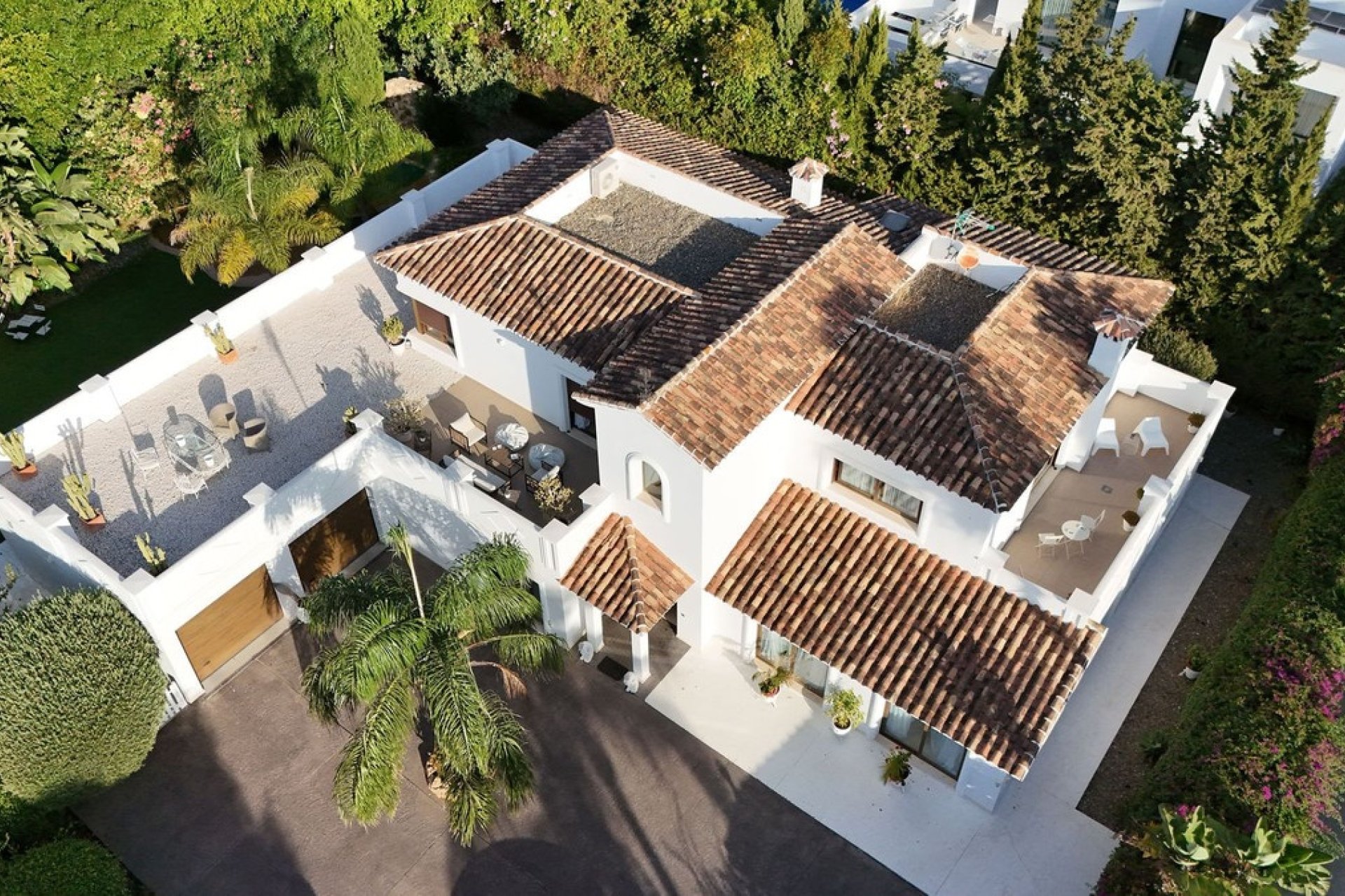 Rynek wtórny - Villa - Estepona - Atalaya