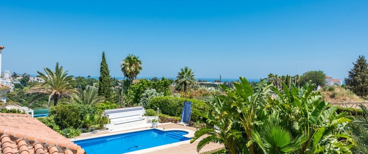 Rynek wtórny - Villa - Estepona - Atalaya