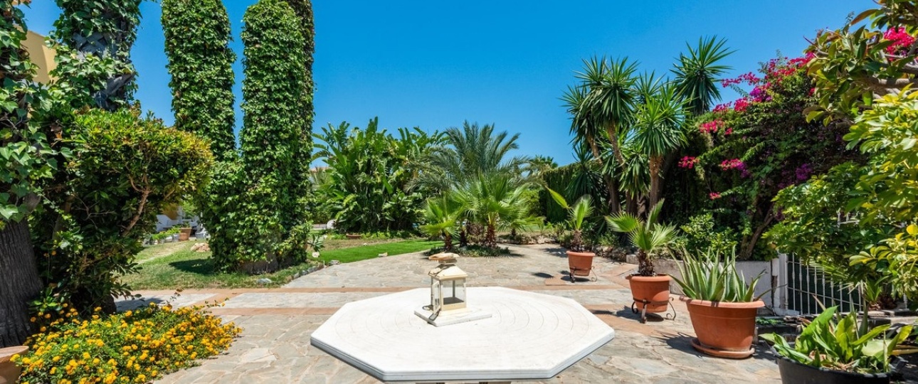 Rynek wtórny - Villa - Estepona - Atalaya
