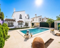 Rynek wtórny - Villa - Estepona - Atalaya