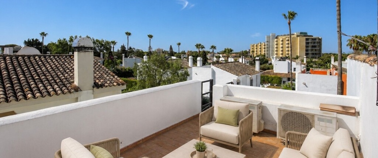 Rynek wtórny - Villa - Estepona - Atalaya