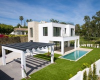 Rynek wtórny - Villa - Estepona - Atalaya