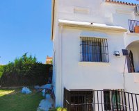 Rynek wtórny - Villa - Estepona - Atalaya