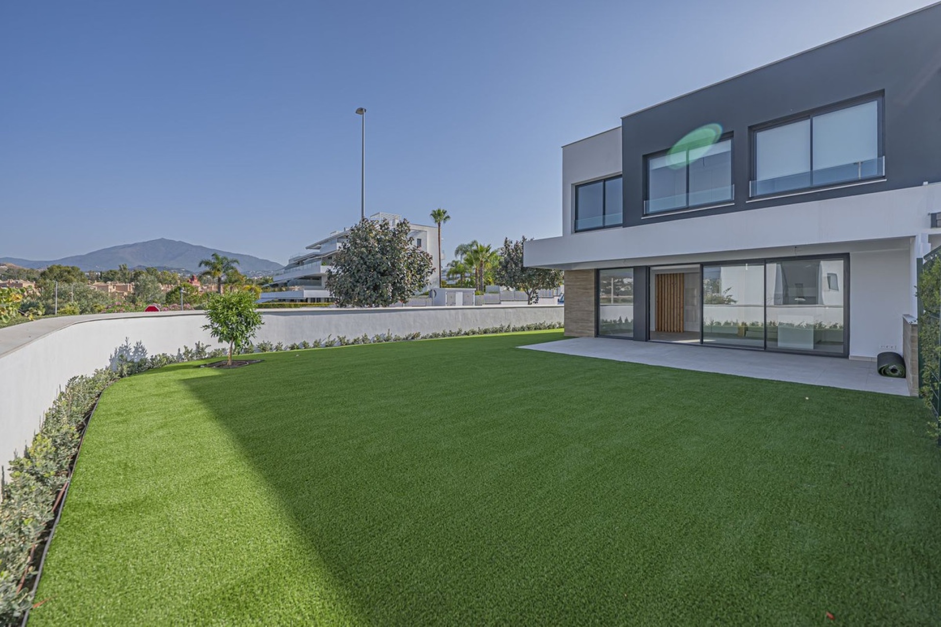 Rynek wtórny - Villa - Estepona - Atalaya