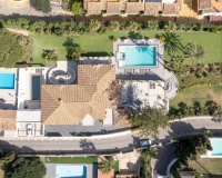 Rynek wtórny - Villa - Estepona - Atalaya
