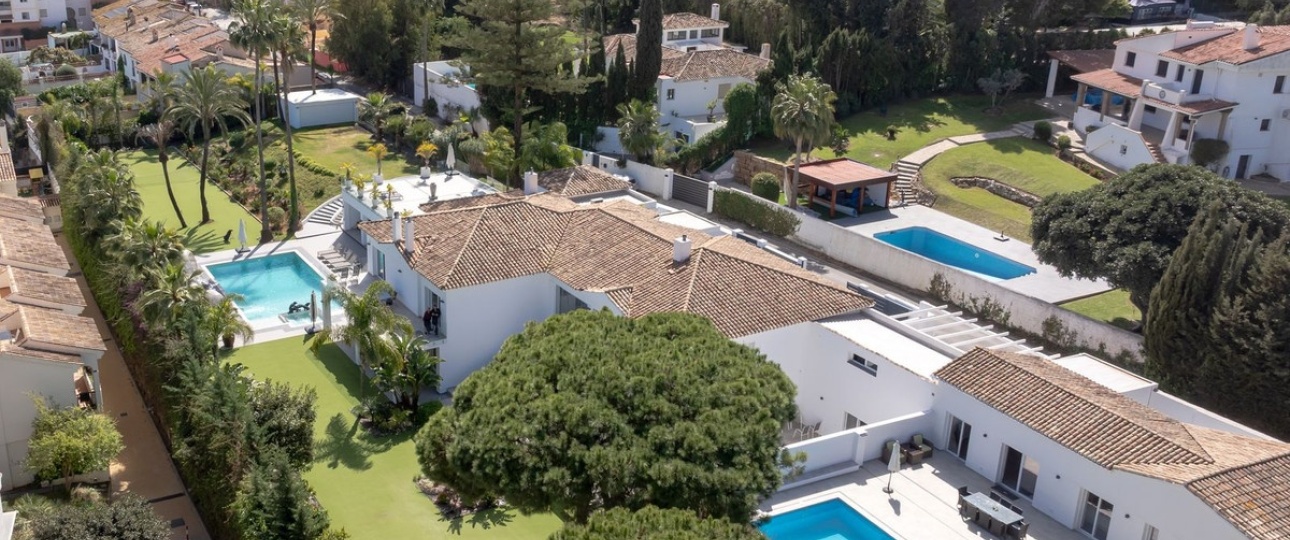 Rynek wtórny - Villa - Estepona - Atalaya