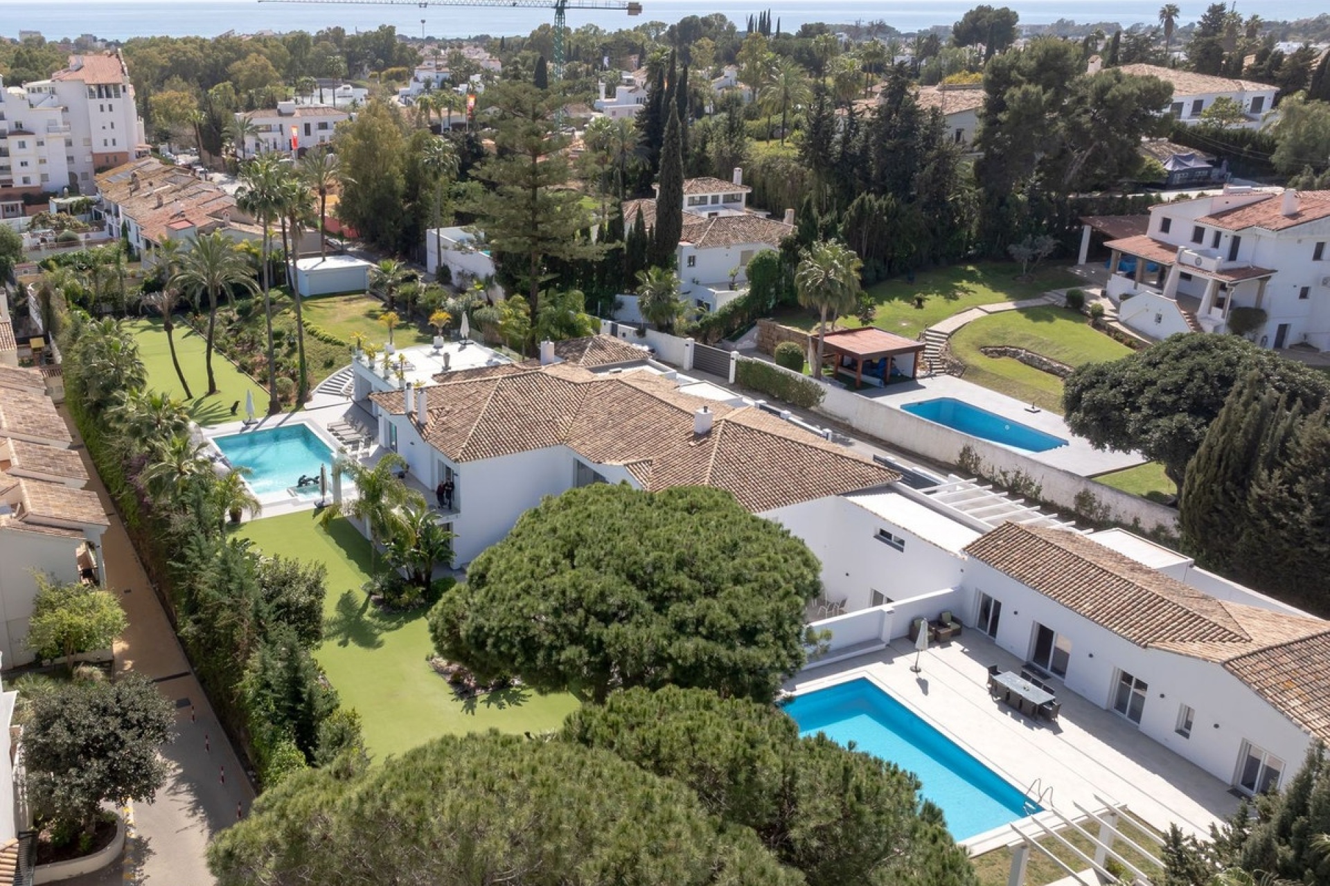 Rynek wtórny - Villa - Estepona - Atalaya