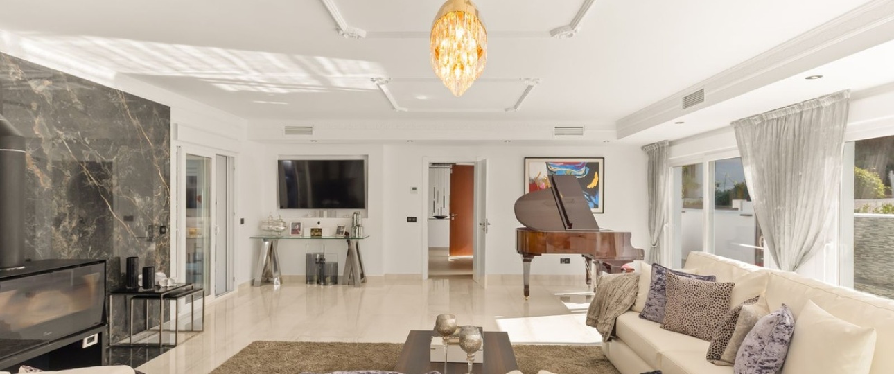 Rynek wtórny - Villa - Estepona - Atalaya