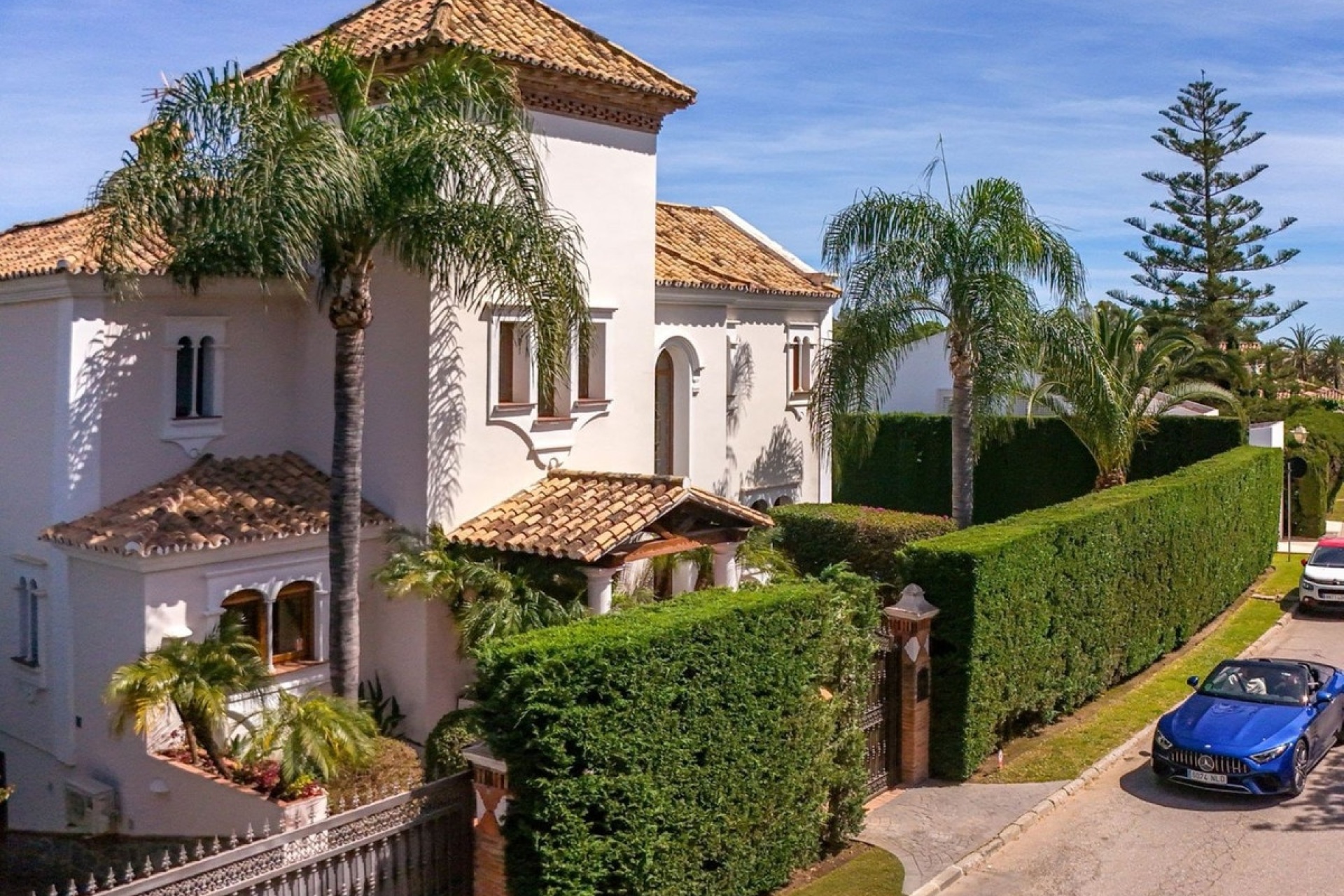 Rynek wtórny - Villa - Estepona - Atalaya