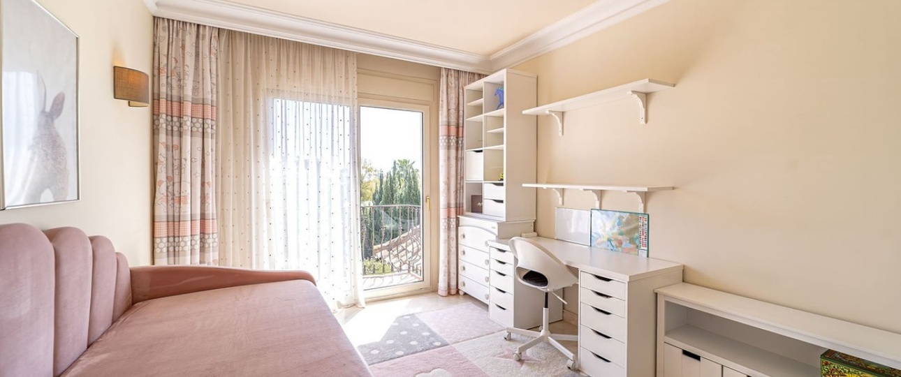Rynek wtórny - Villa - Estepona - Atalaya