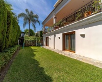 Rynek wtórny - Villa - Estepona - Atalaya