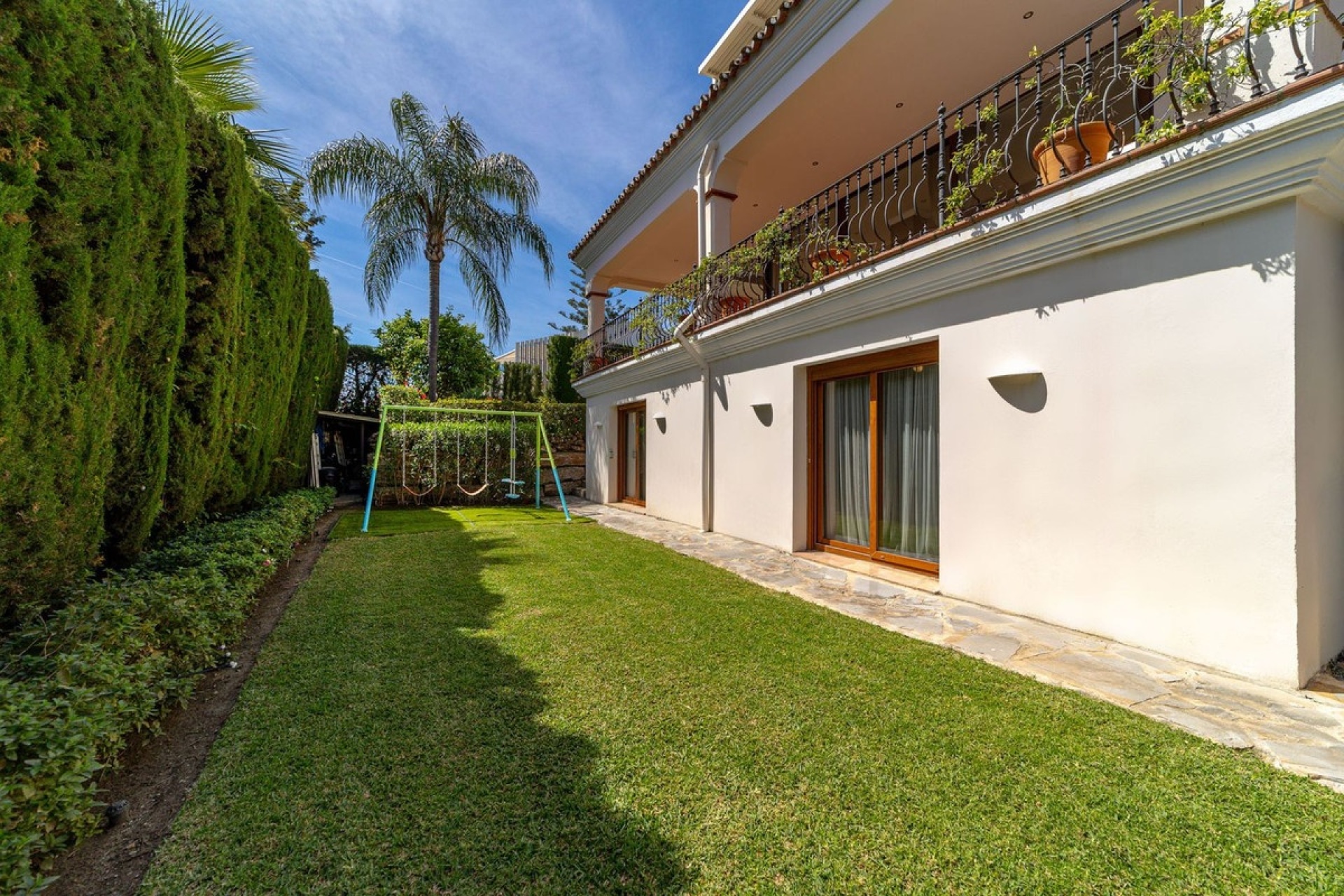 Rynek wtórny - Villa - Estepona - Atalaya