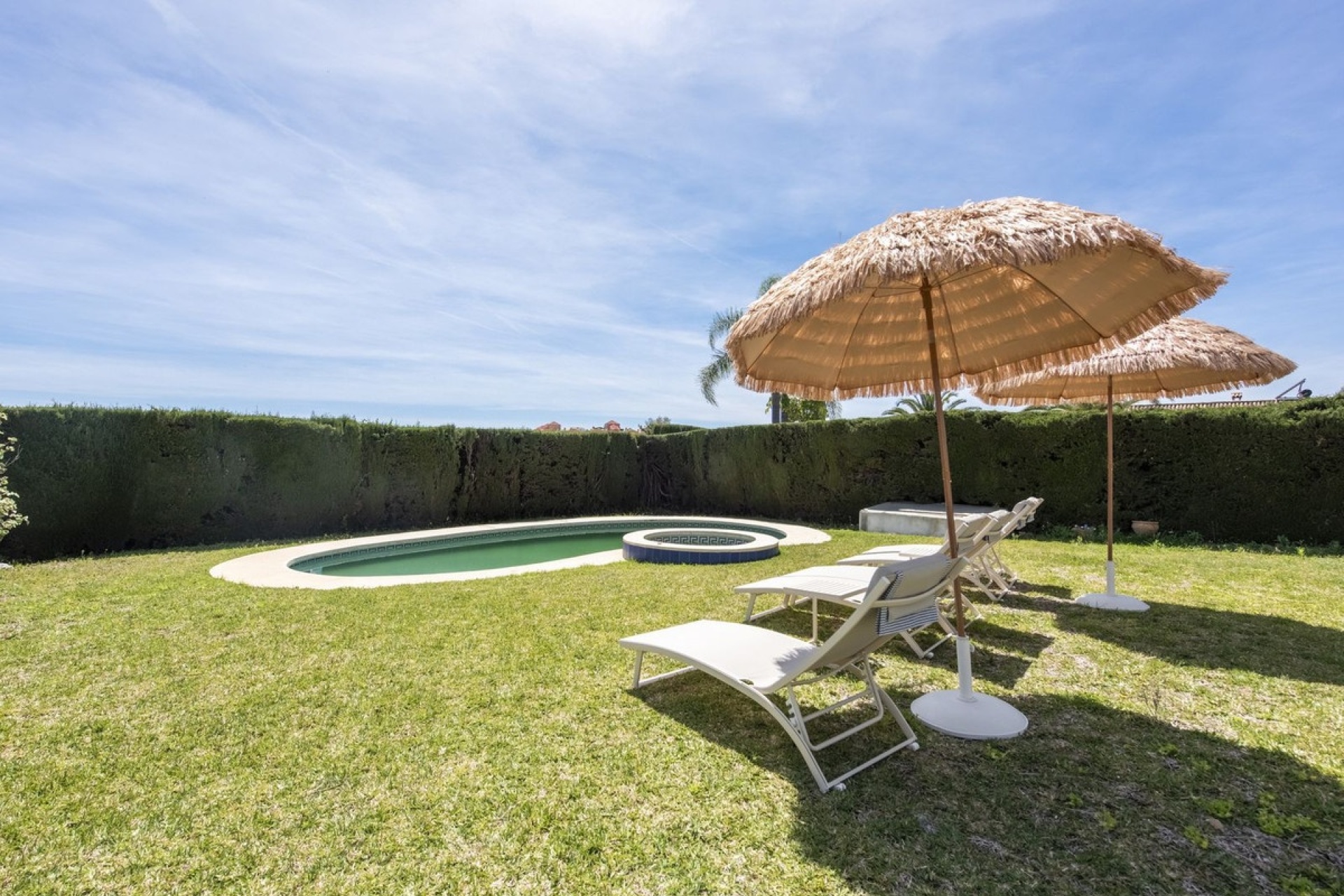 Rynek wtórny - Villa - Estepona - Atalaya