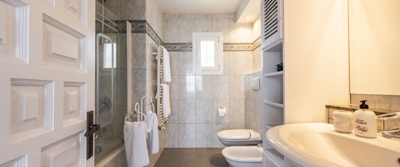 Rynek wtórny - Villa - Estepona - Atalaya