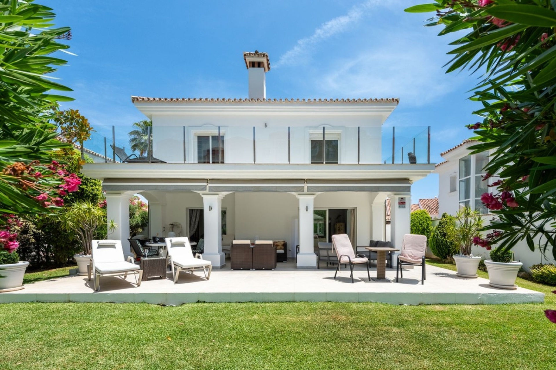 Rynek wtórny - Villa - Estepona - Atalaya