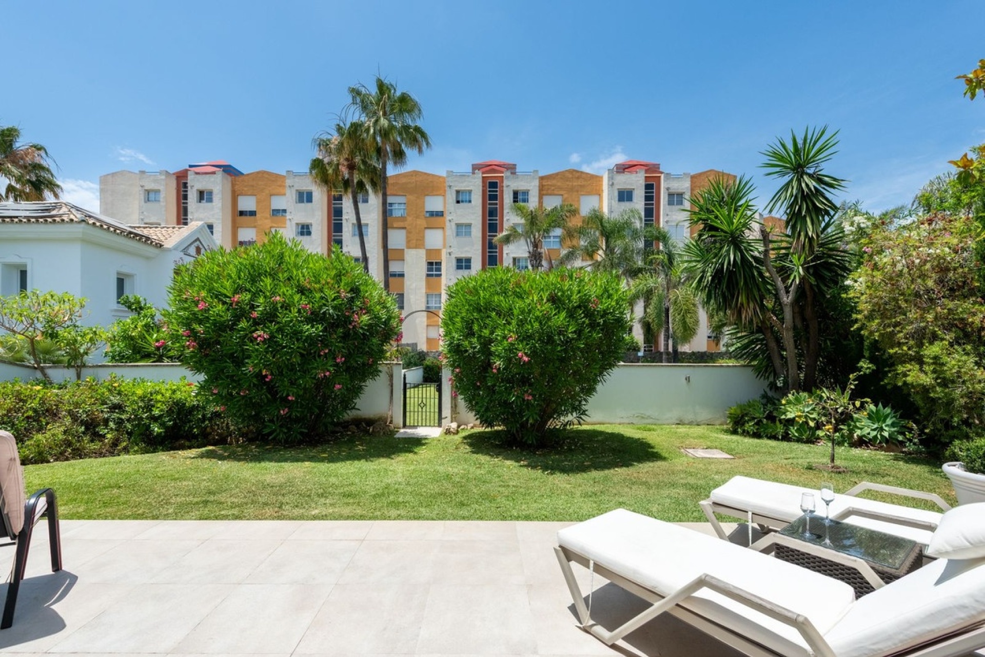 Rynek wtórny - Villa - Estepona - Atalaya