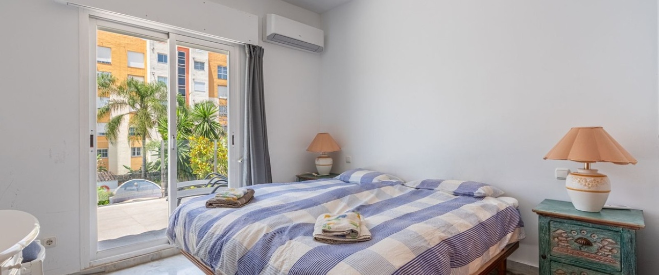 Rynek wtórny - Villa - Estepona - Atalaya