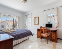 Rynek wtórny - Villa - Estepona - Atalaya