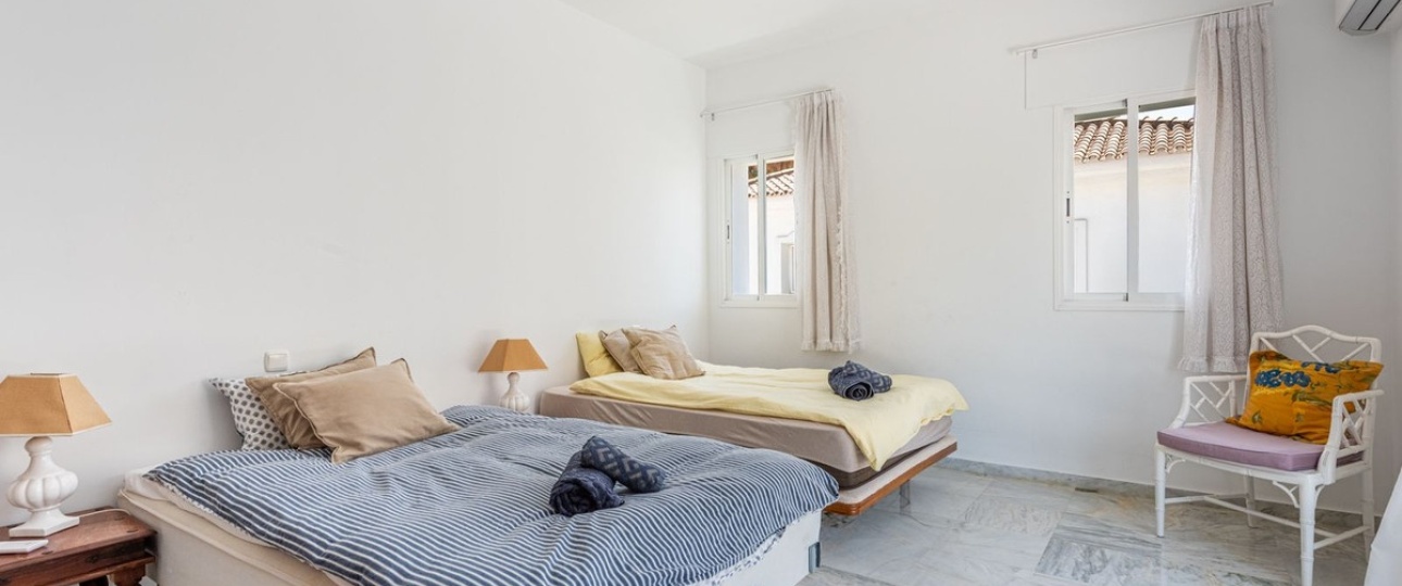 Rynek wtórny - Villa - Estepona - Atalaya