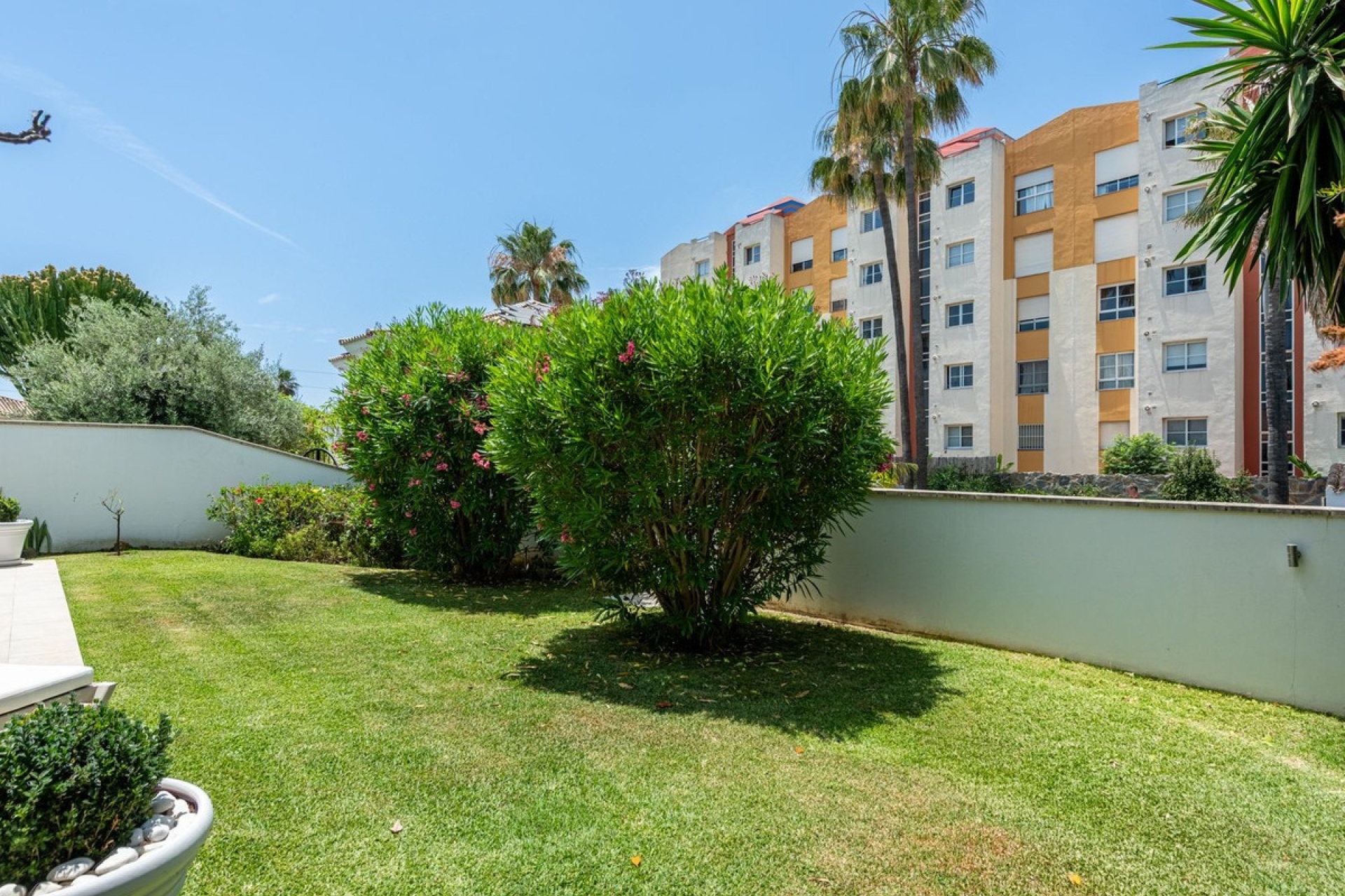 Rynek wtórny - Villa - Estepona - Atalaya