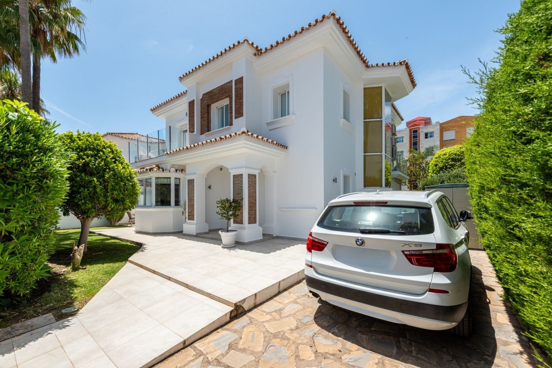 Rynek wtórny - Villa - Estepona - Atalaya