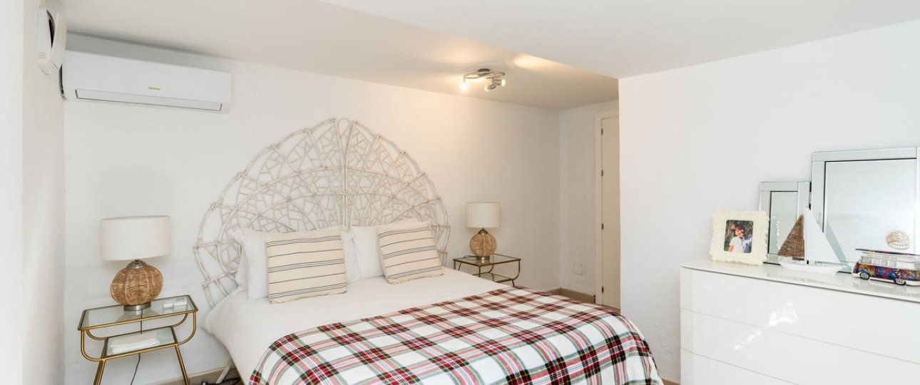 Rynek wtórny - Villa - Estepona - Atalaya