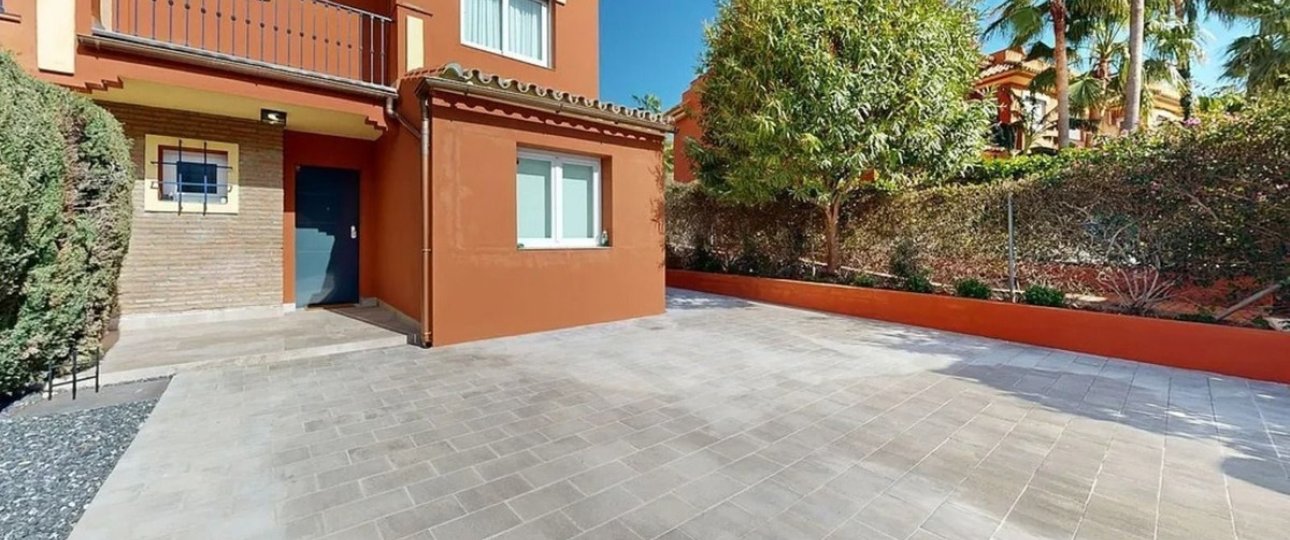 Rynek wtórny - Villa - Estepona - Atalaya
