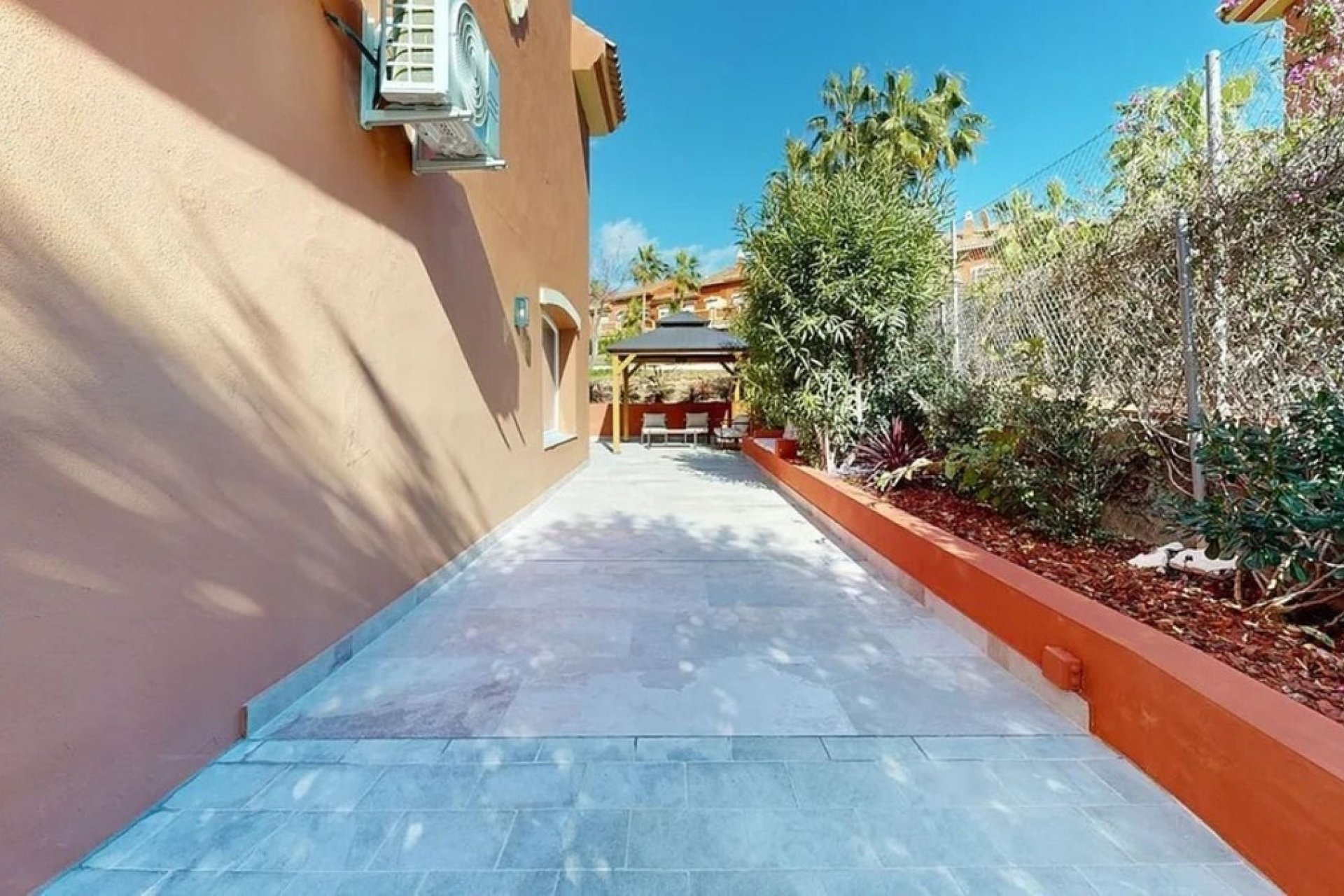 Rynek wtórny - Villa - Estepona - Atalaya