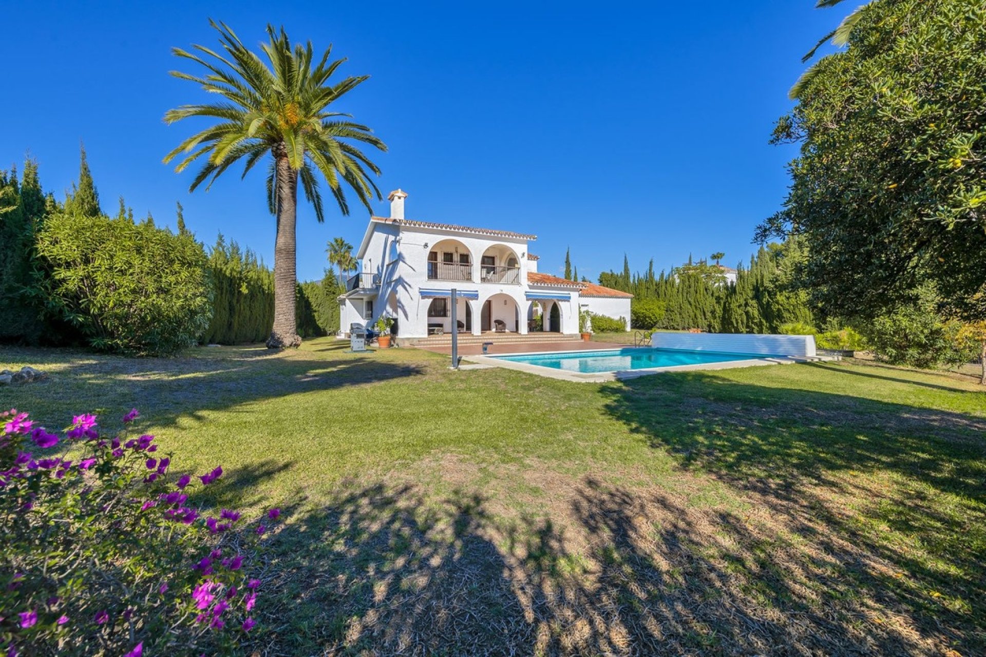 Rynek wtórny - Villa - Estepona - Atalaya