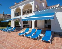 Rynek wtórny - Villa - Estepona - Atalaya