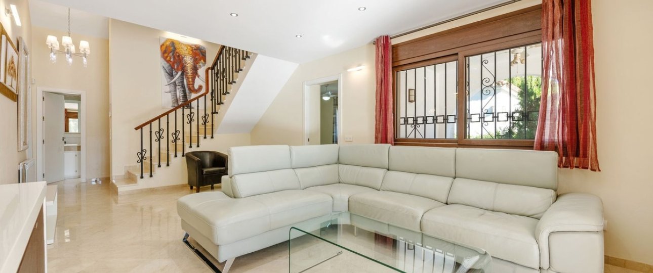 Rynek wtórny - Villa - Estepona - Atalaya
